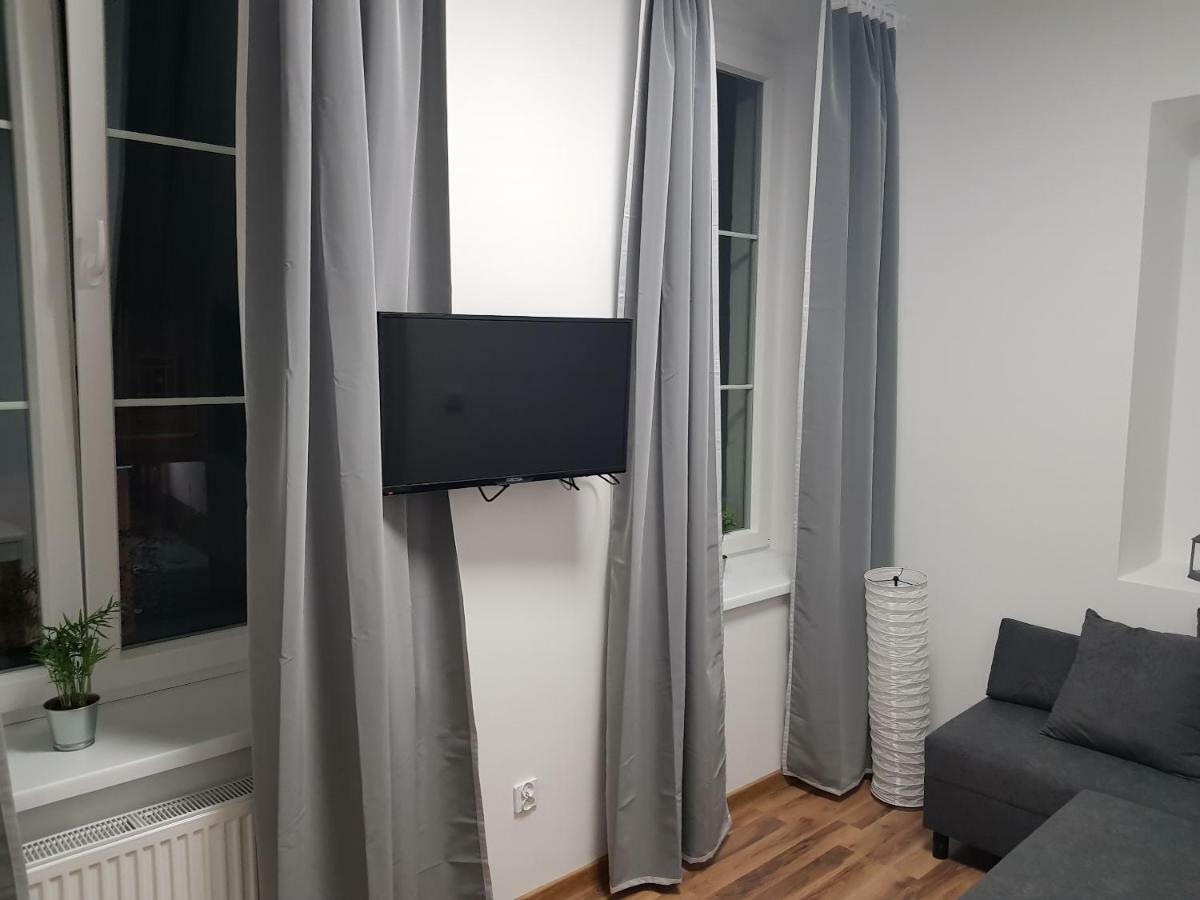 Apartament Nr 15 - 2 Pokoje Z Prywatnymi Lazienkami Centrum Poznan Apartman Kültér fotó