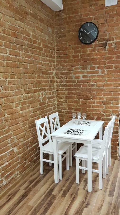 Apartament Nr 15 - 2 Pokoje Z Prywatnymi Lazienkami Centrum Poznań Kültér fotó